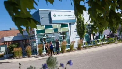 Trent-United World Colleges Scholarships at Trent University in Canada 2022